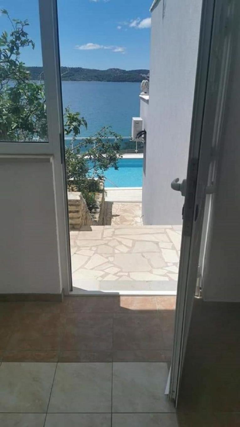 Apartments Marija Трогир Екстериор снимка