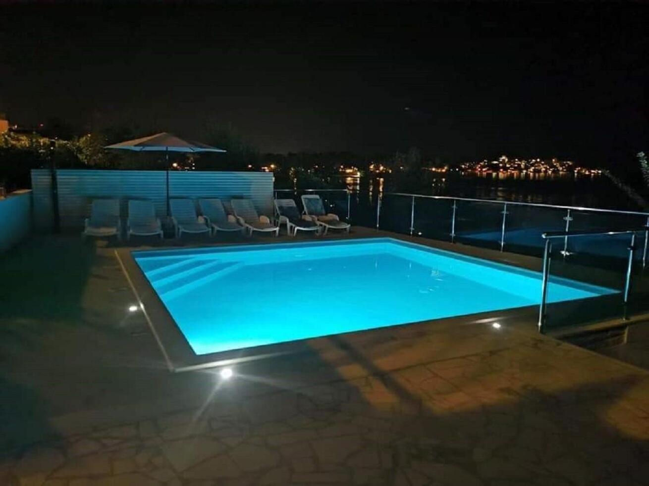 Apartments Marija Трогир Екстериор снимка