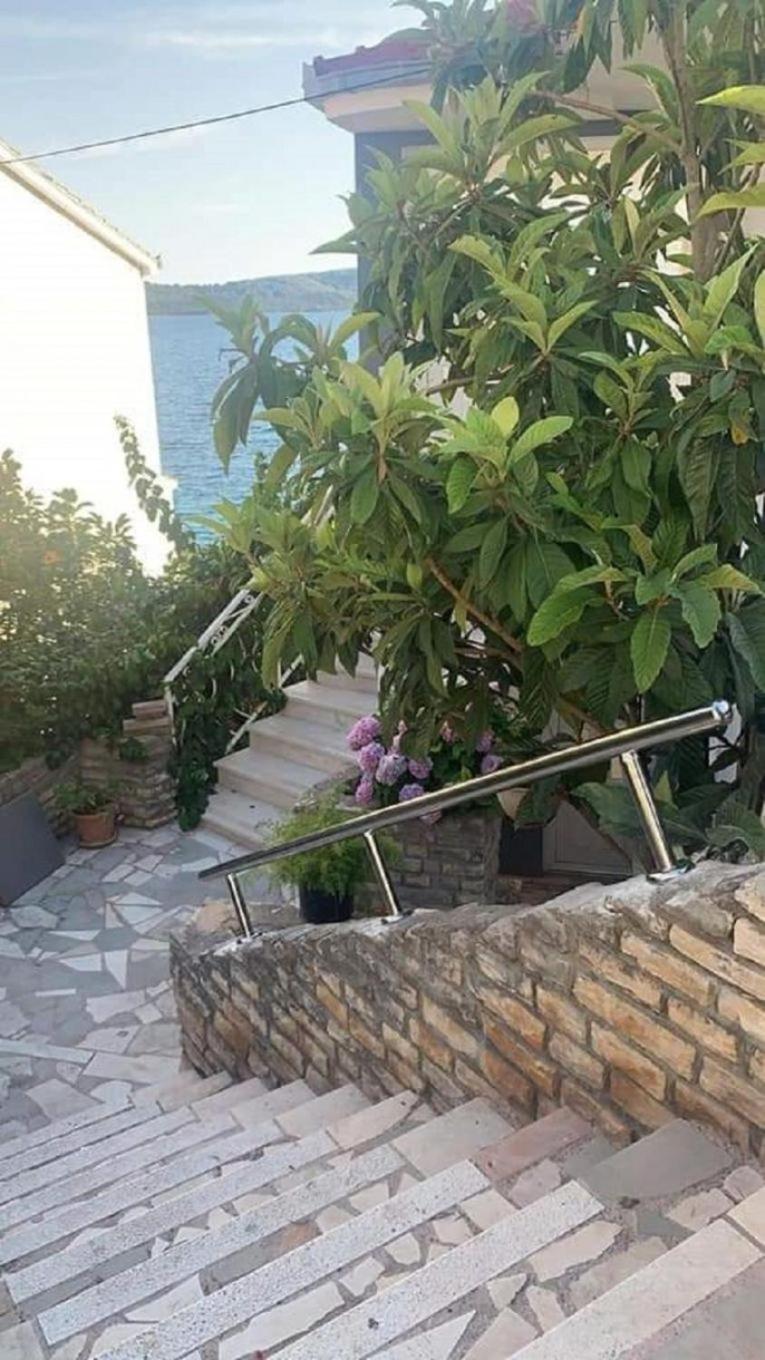 Apartments Marija Трогир Екстериор снимка
