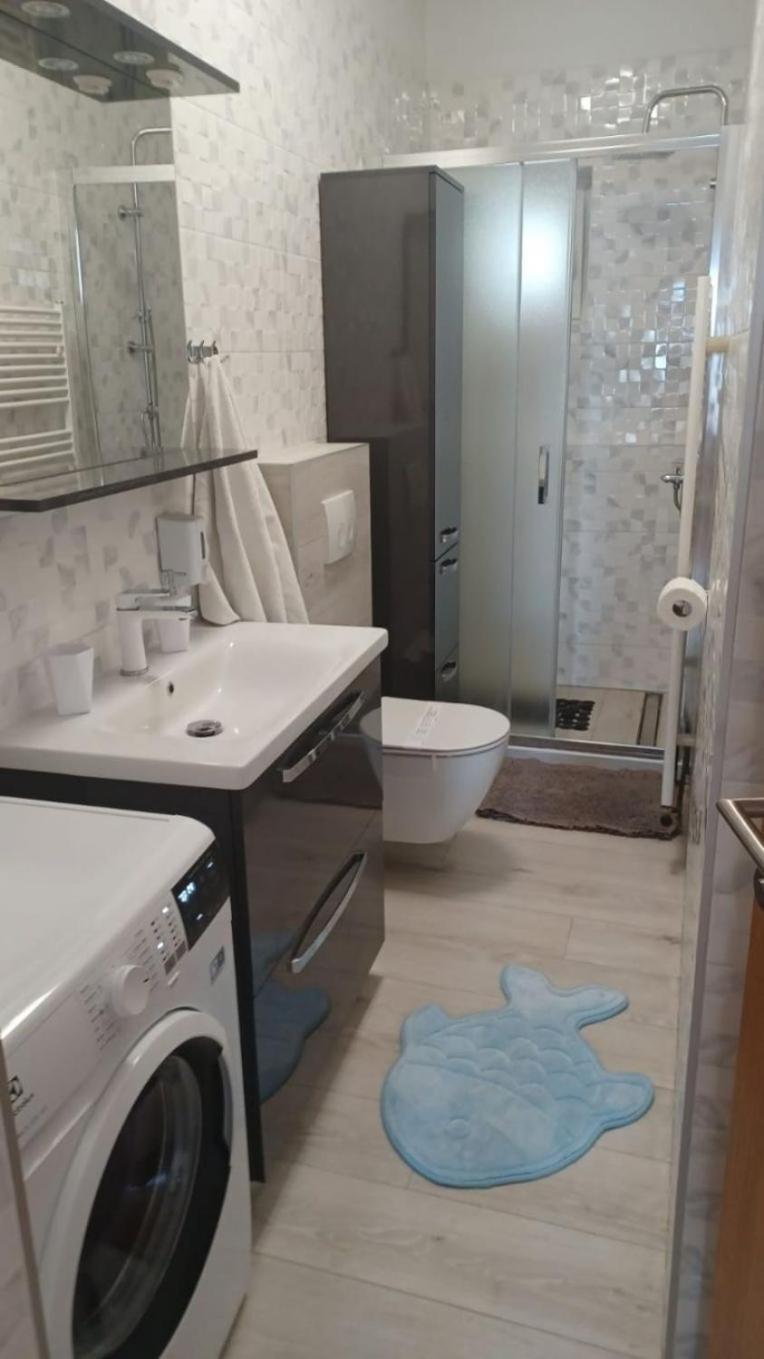 Apartments Marija Трогир Екстериор снимка