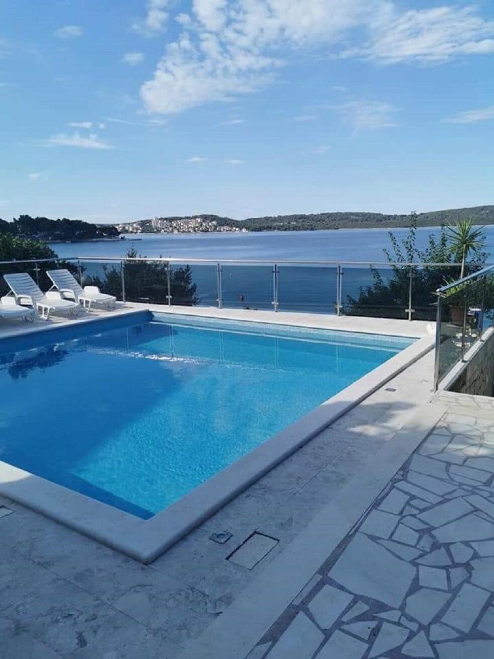 Apartments Marija Трогир Екстериор снимка