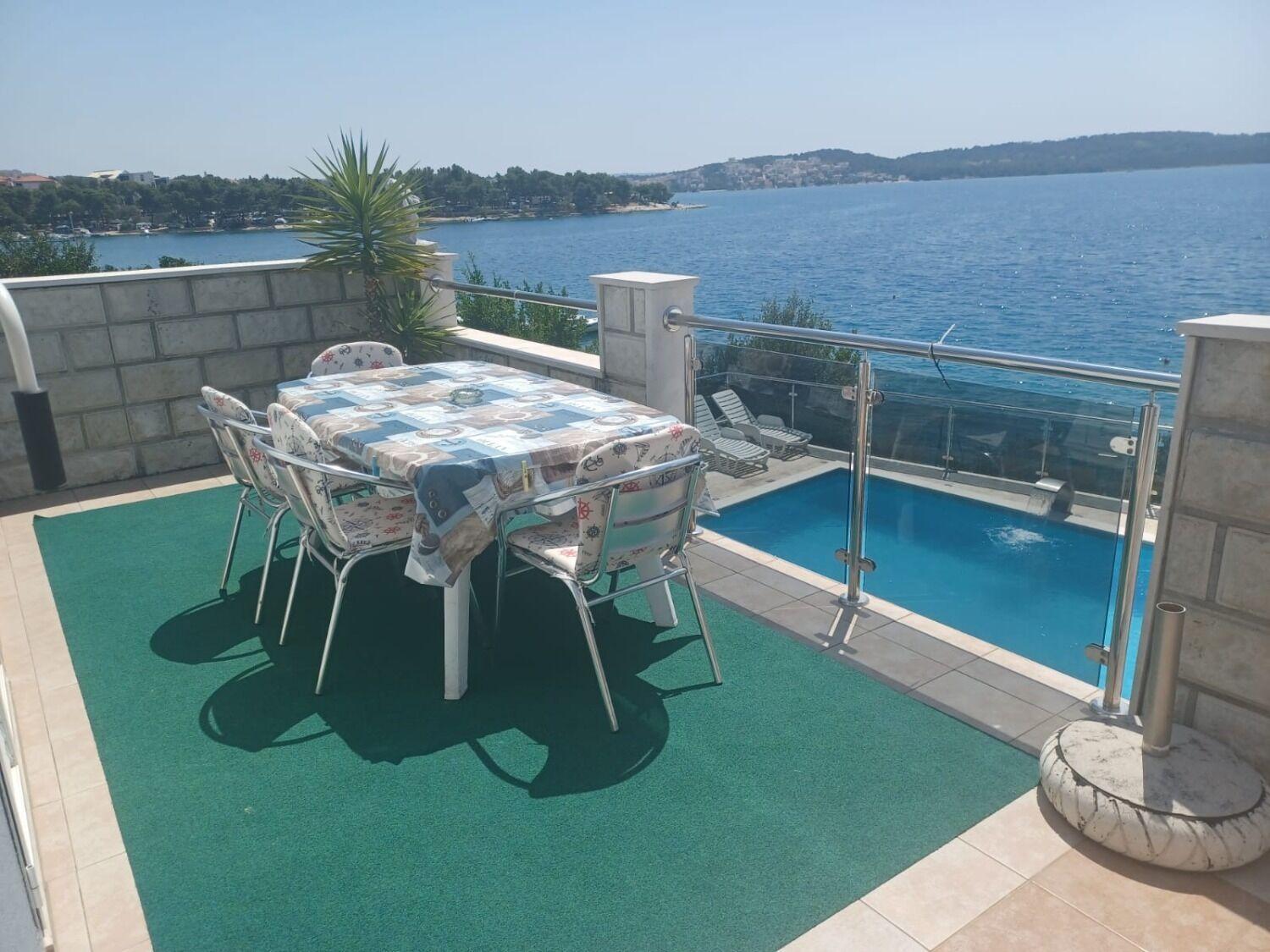 Apartments Marija Трогир Екстериор снимка