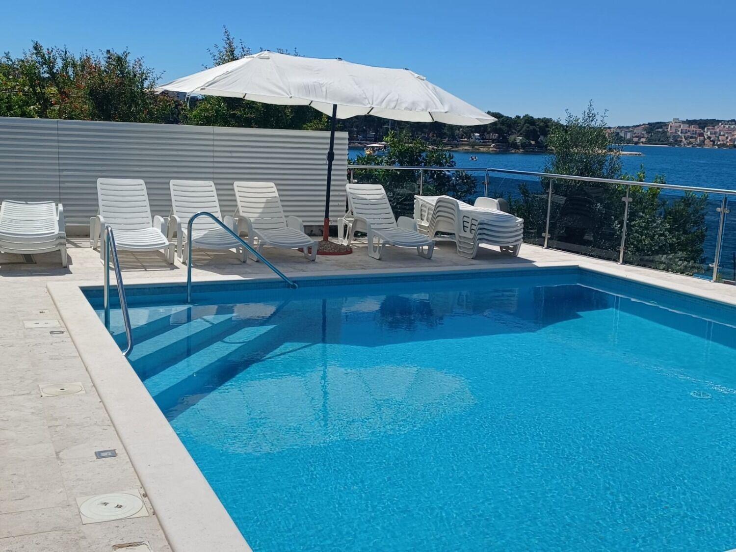 Apartments Marija Трогир Екстериор снимка
